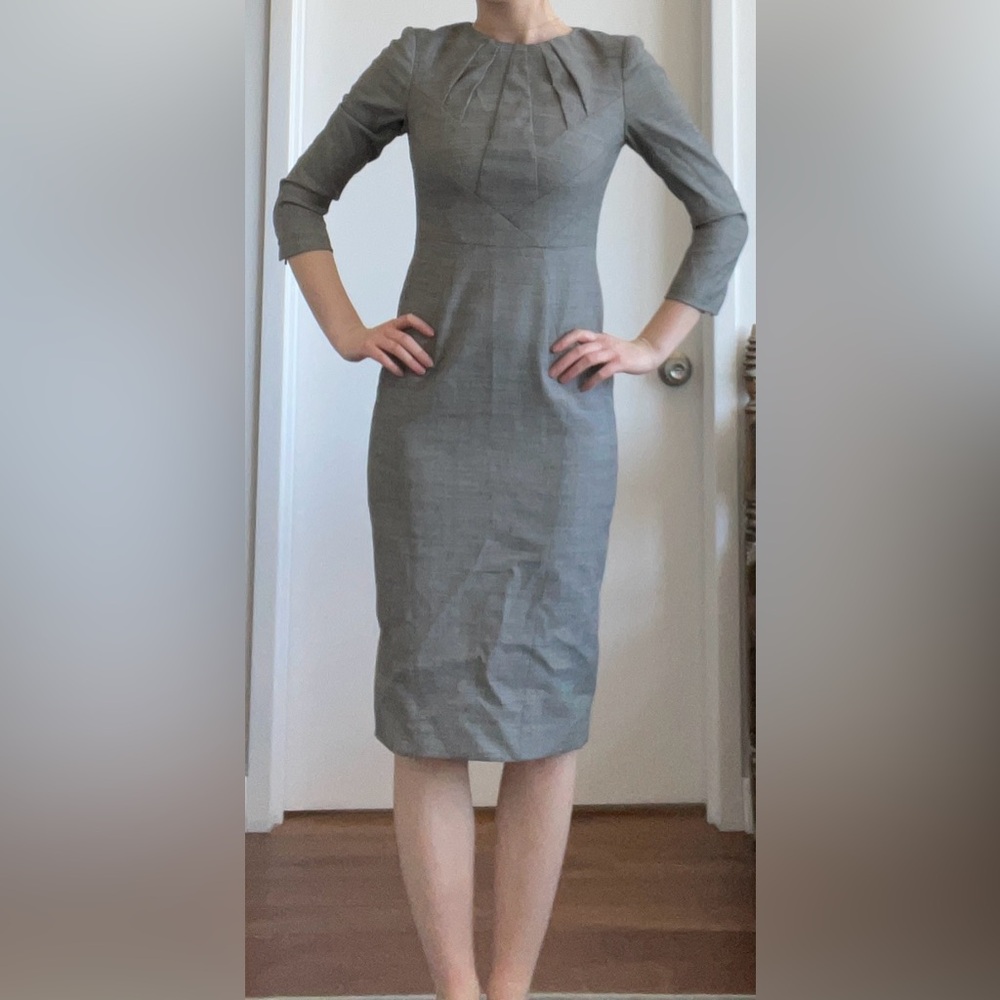 Karen Millen Sheath Dress. Size: 6. Long Sleeve. Grey.